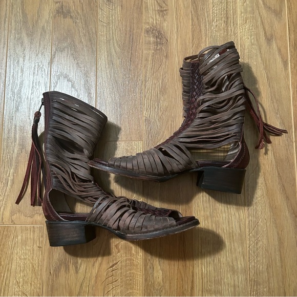 RARE! Freebird by Stephen India gladiator sandals - Picture 1 of 7